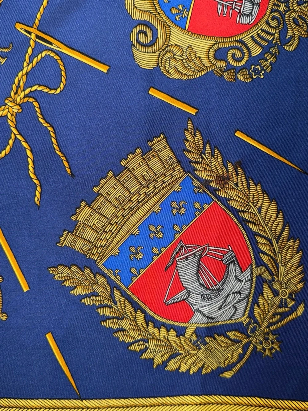 Hermes Paris vintage Les Armes de Paris Carre Silk Scarf-Authentic (with box)
